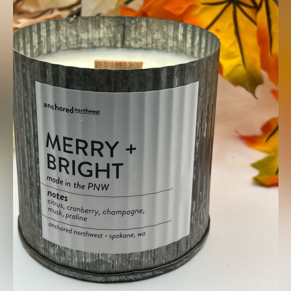 SOLD OUT! 10 oz Rustic Vintage Farmhouse Wood Wick Soy Scented Candle